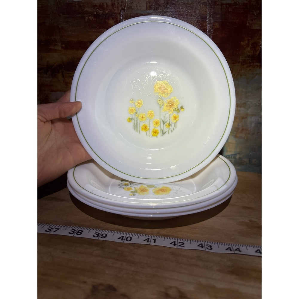 Vintage Arcopal France Tulipe Yellow Wildflower Milk Glass Bowls Set of 4 8.5"